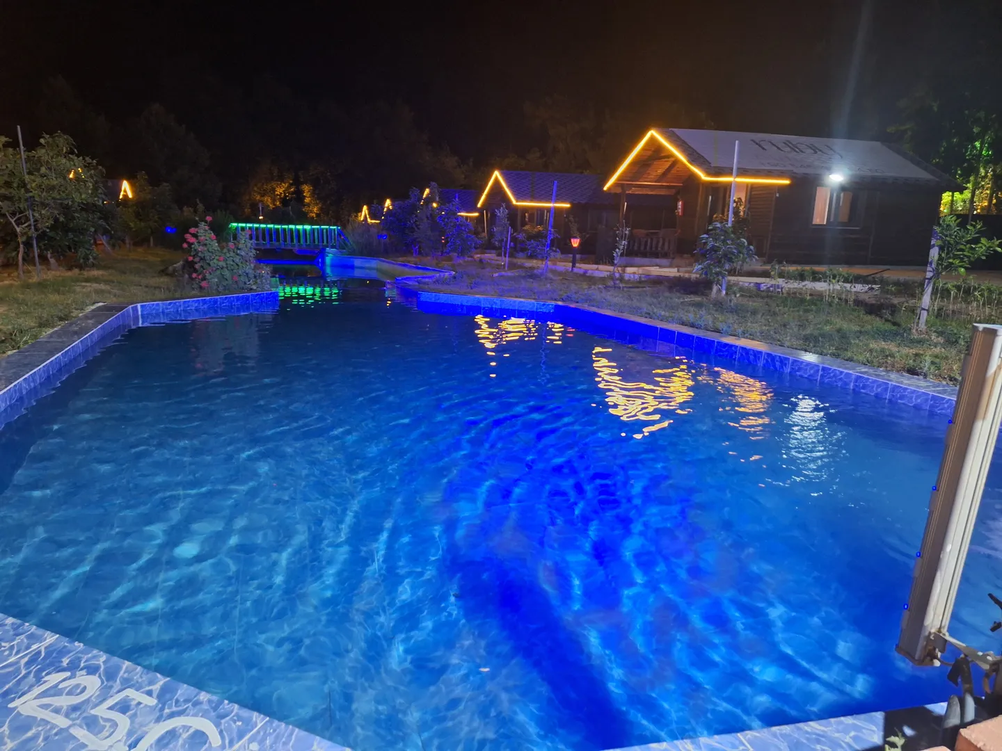 Ruby Bungalov